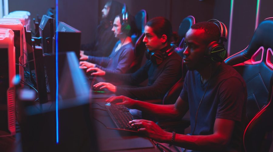 gamers in cheap gaming chairs gamers in cheap gaming chairs